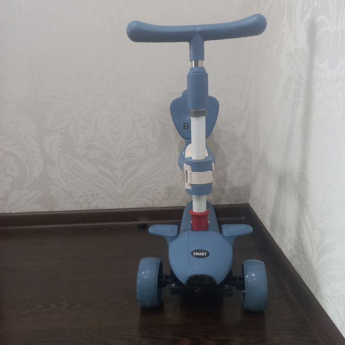 Продам самокат  5в 1