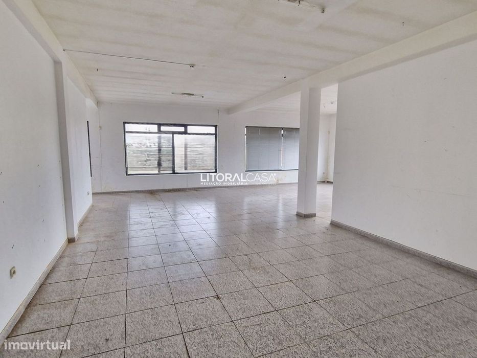 Loja | Escritório na Avenida Europa - Arrendamento