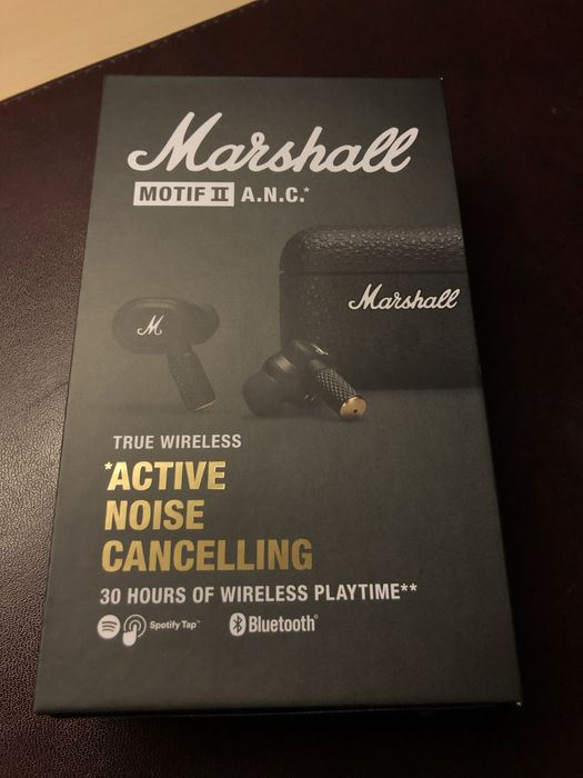 Earbuds novos Marshall Motif II ANC earbuds (NOVO)