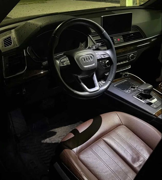 audi q5 ауді преміум плюс 2.0 premium plus