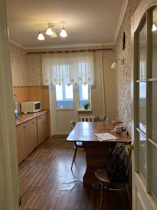 Продаж -сертифікат!!!просторої та світлої 4-кімнатної  квартири