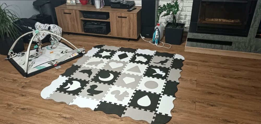 Duża mata piankowa puzzle dla dzieci 16 el. kojec edukacyjny