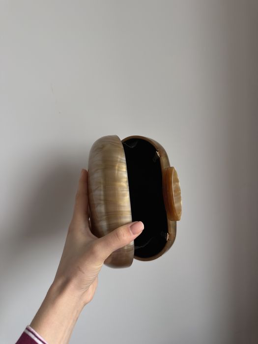 Клатч сумка золота