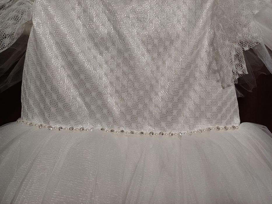 Платье нарядное детское  2-3 года