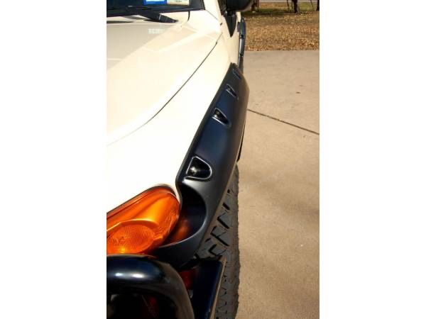 Toyota FJ Cruiser расширители арок bushwacker