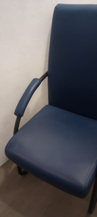 Fotel. Krzesło tapicerowane
