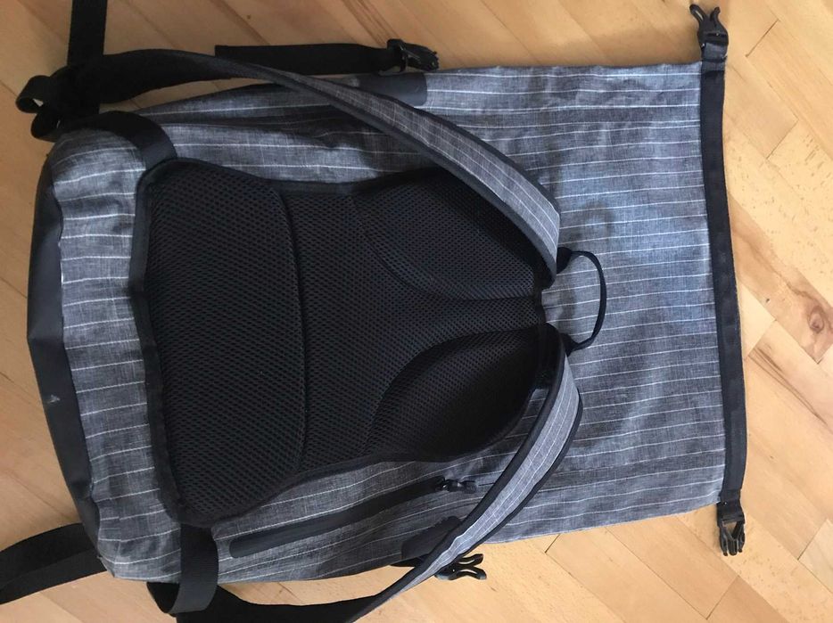 Герметичный рюкзак для ноутбука Discovery travel Roll Top