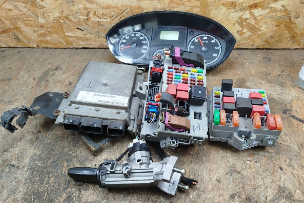 Zestaw startowy, komplet do odpalenia auta, komputer VISTEON 9665066480 / 9661256980 sterownik silnika 2.2 HDI Euro4 120KM do Fiat Ducato III Peugeot Boxer II Citroen Jumper II 06-2014r, w komplecie: sterownik silnika , stacyjka, kluczyk, moduł komfortu,