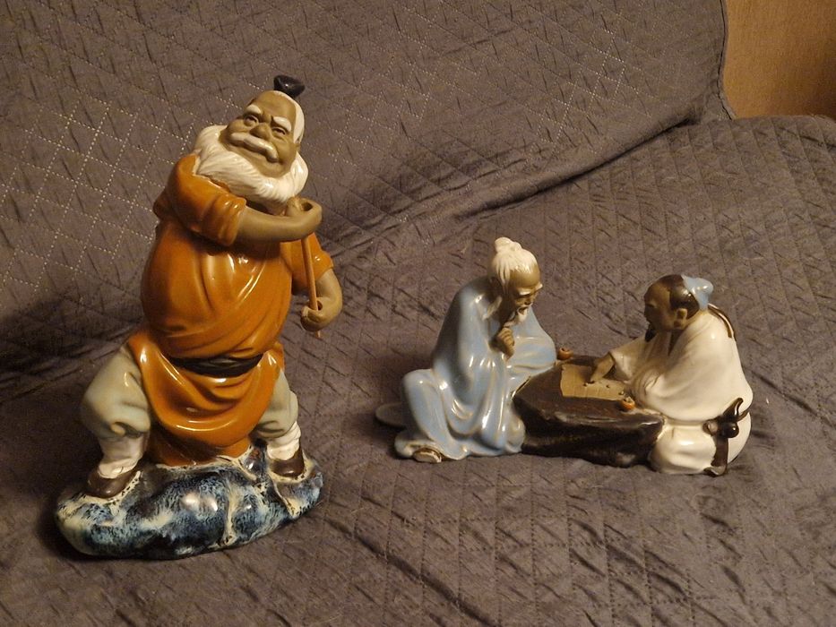 Chińskie figurki z porcelany