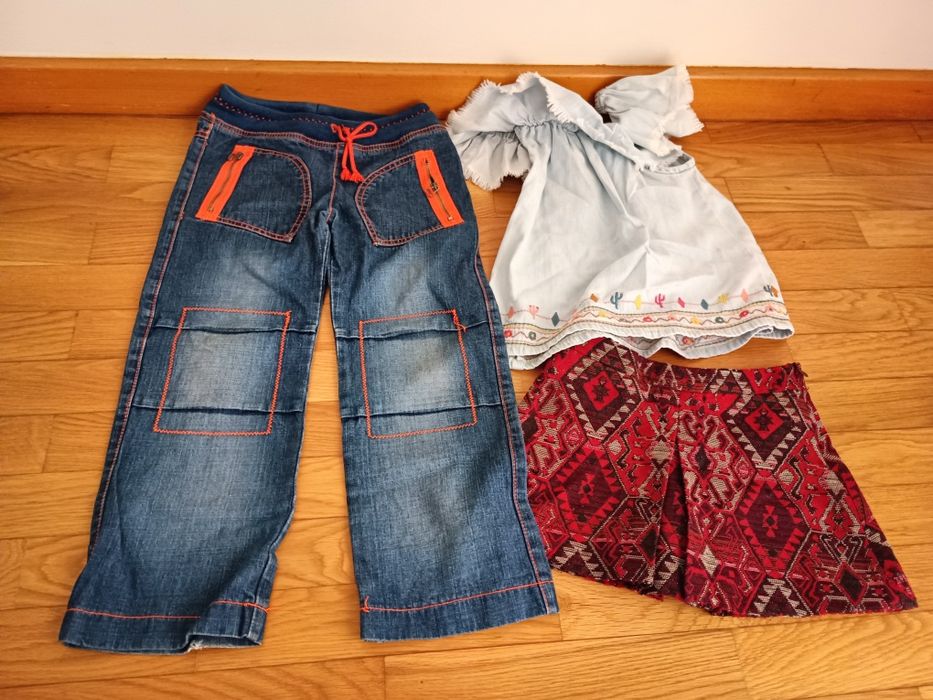Lote de 24 peças de menina 4- 5 anos