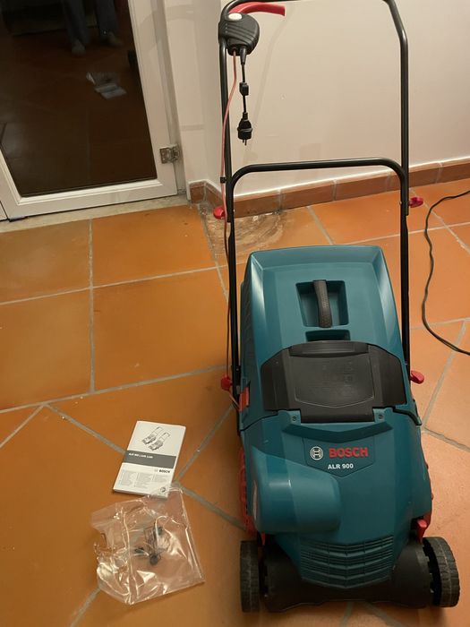 Escarificador de relva bosch