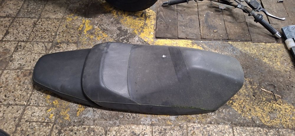 Yamaha Majesty 125 Fotel kanapa komplet