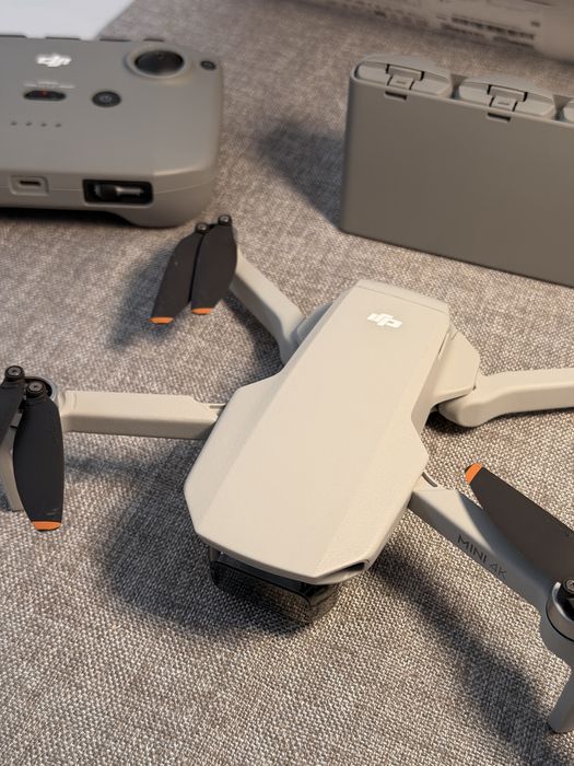 DJI Mini 4K + 3 Baterias + Mala + Nota Fiscal (Como Novo)