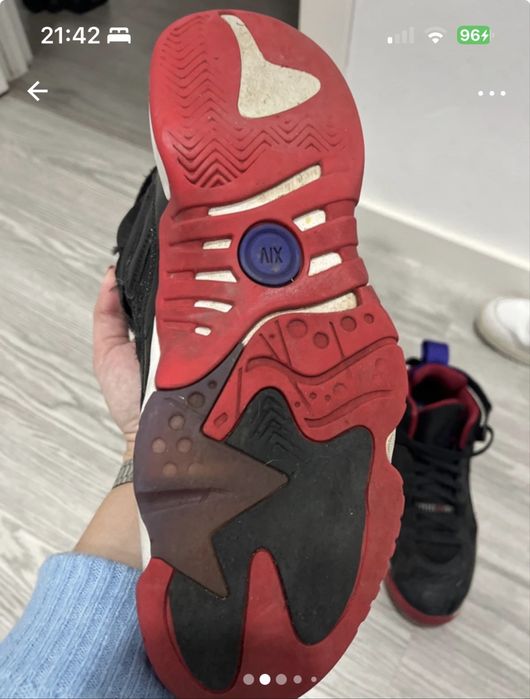 Tenis Jordan 42,5