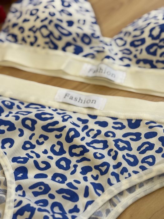 Комплект жіночої білизни