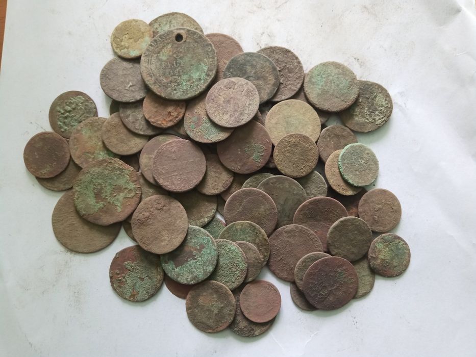 Монети без стану не чищені не миті з окислами