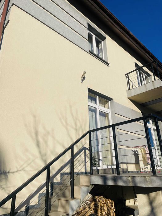 Продаж будинку  в Сокільниках з ремонтом