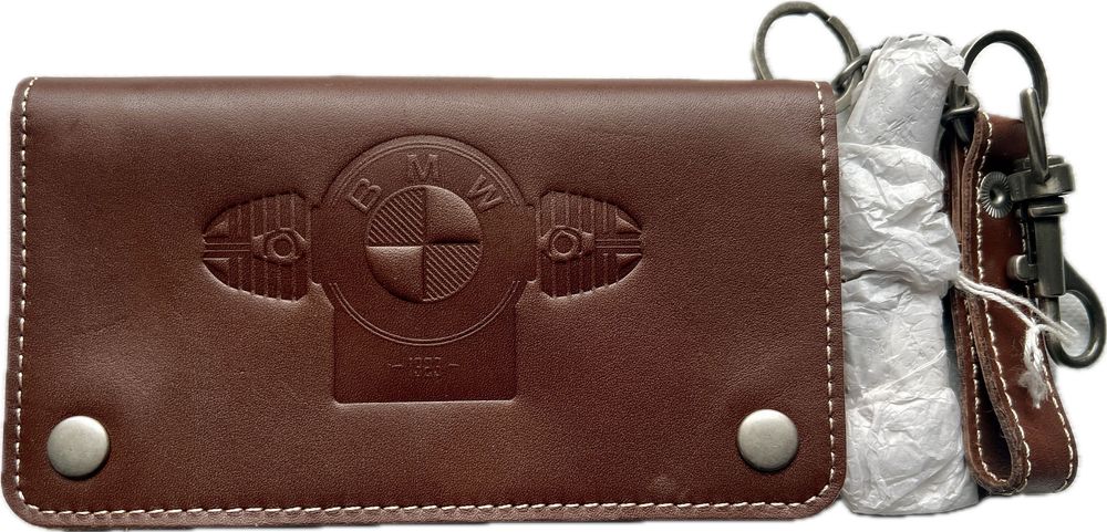 Portfel BMW na łańcuszku