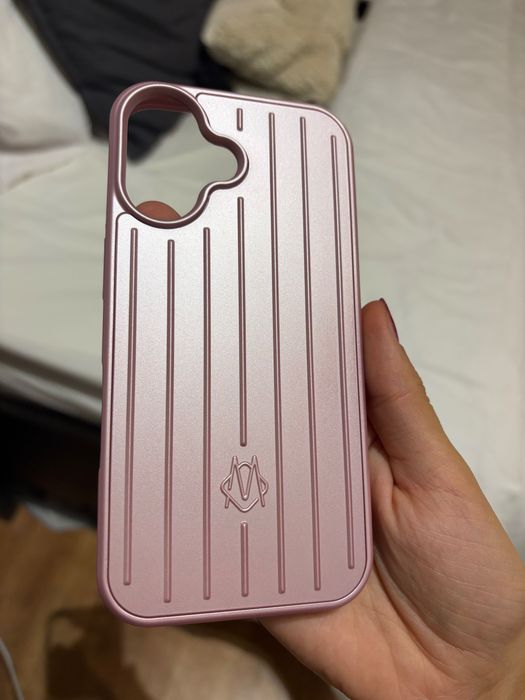 iPhone 16 case RIMOWA