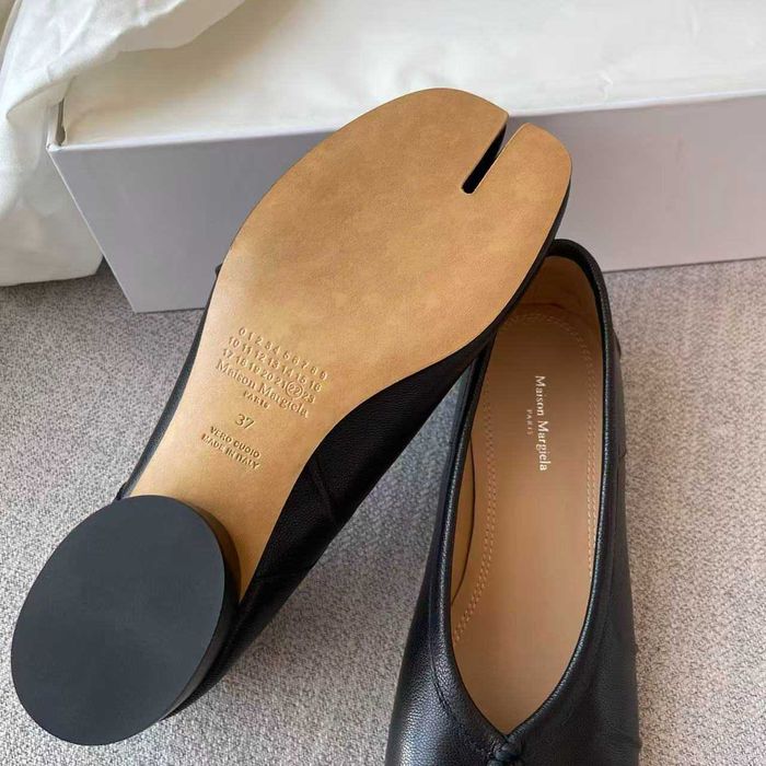Maison Margiela Tabi 38