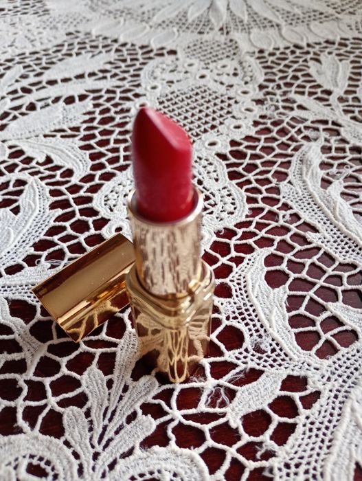 Pomadka Loreal Nowa