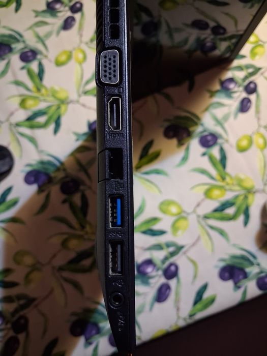 Laptop Asus X552M 512 SSD