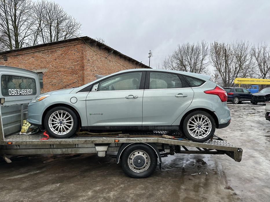 Крило ліве форд фокус електро / ford focus electric bev 2011-2018