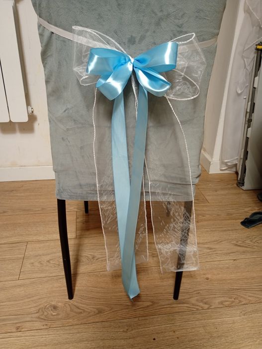 Kokardy z tiulem na ławki duże