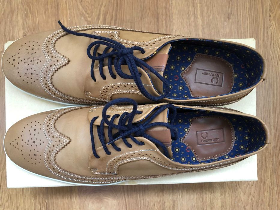Fred Perry - Leather - Novos