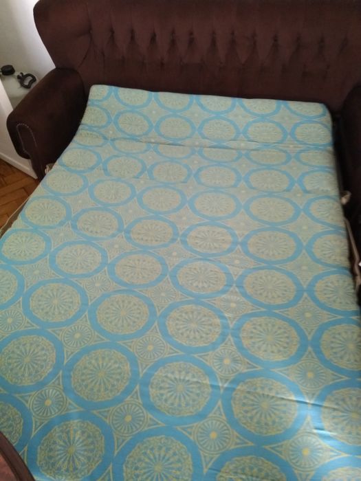 Sofá cama castanho