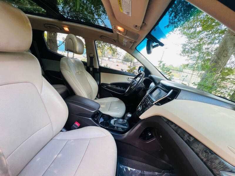 2017 Hyundai Santa Fe