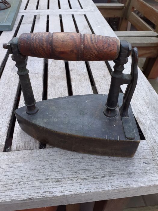 Sprzedam Stare zelazka