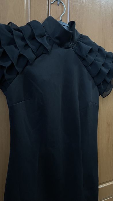 Вечірня міні сукня