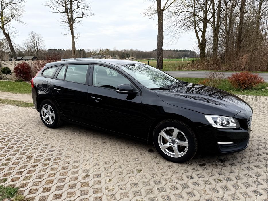 Volvo V60 Navigacja   2.0D
