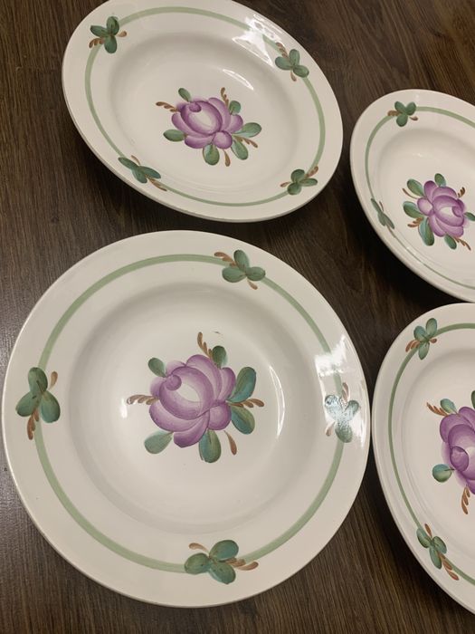 Тарелки. Фаянс. Глубокие. Буды.