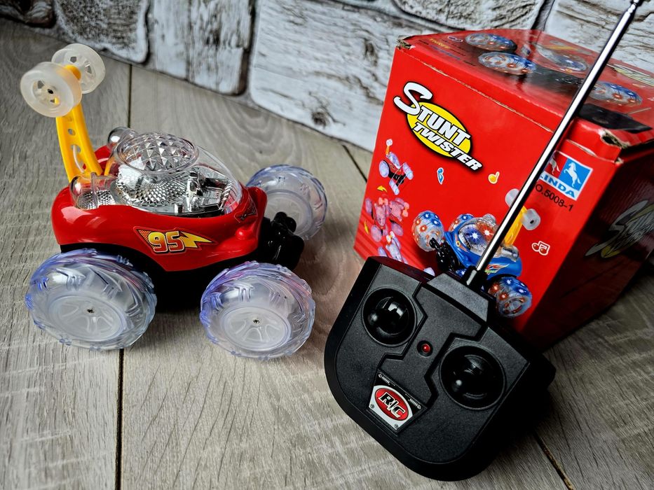 Wyprzedaż!! Autko wyczynowe Stunt na pilota nowe zdalnie sterowane