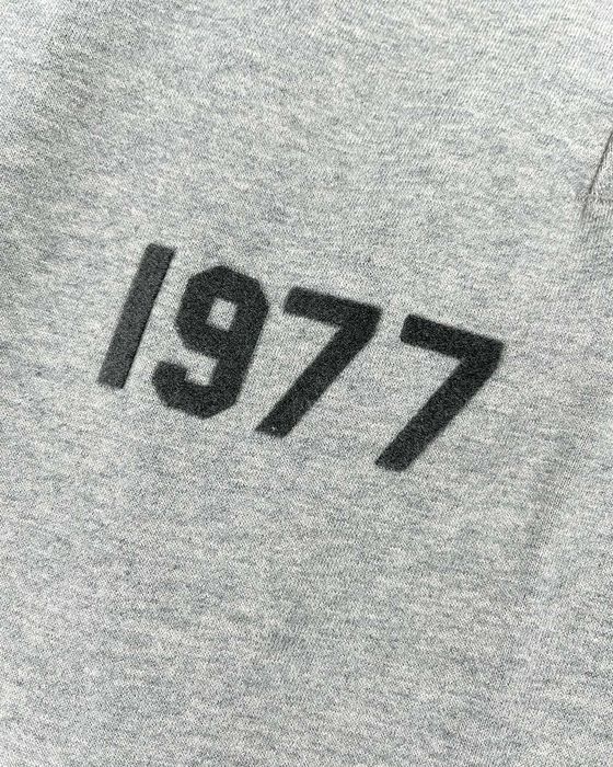 Штани Fear Of God Essentials Relaxed 1977 Sweatpants Black \ Grey