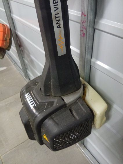 Kosa spalinowa Titan