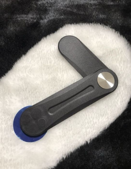 Магнитный держатель для смартфона