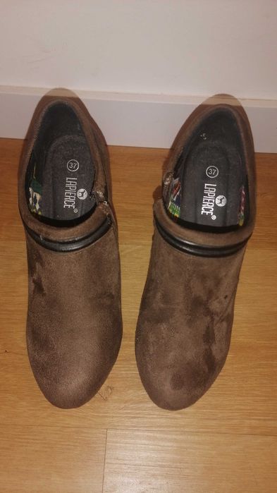 Botas castanhas - 37 - fabricado em Portugal