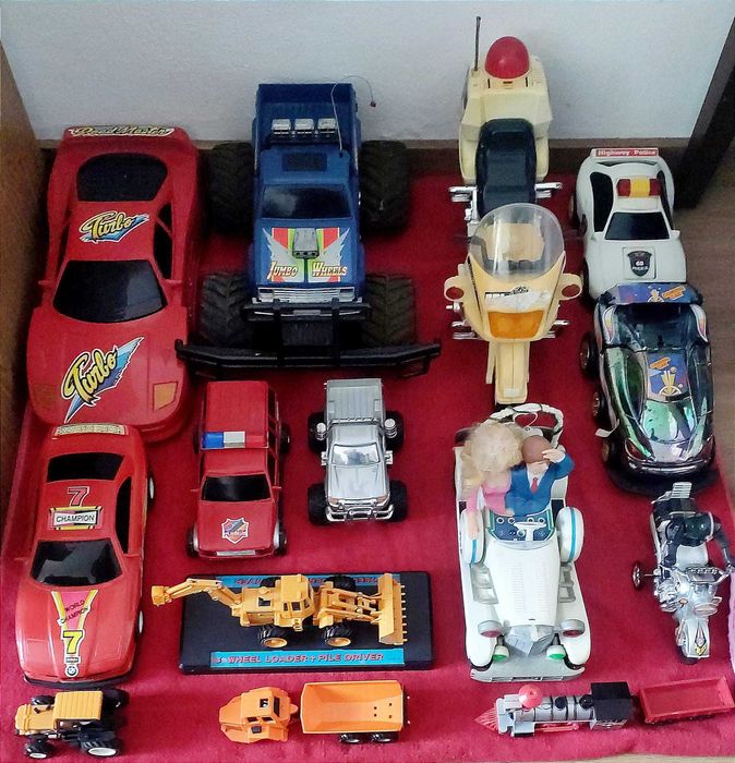 Carros e Motas Vintage (Anos 90)