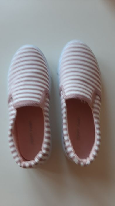 Buty wsuwane rozm.37