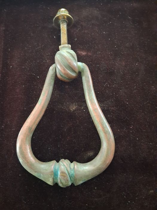 Aldraba bronze antiga