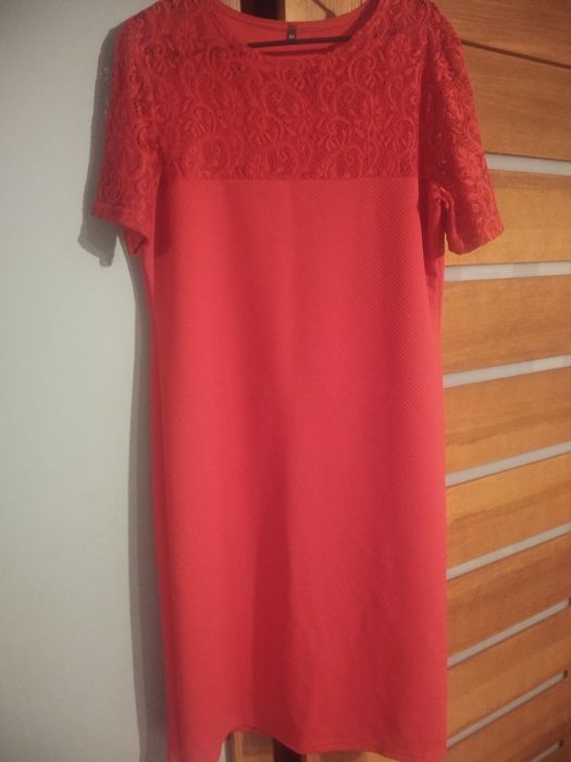 Sukienka czerwona