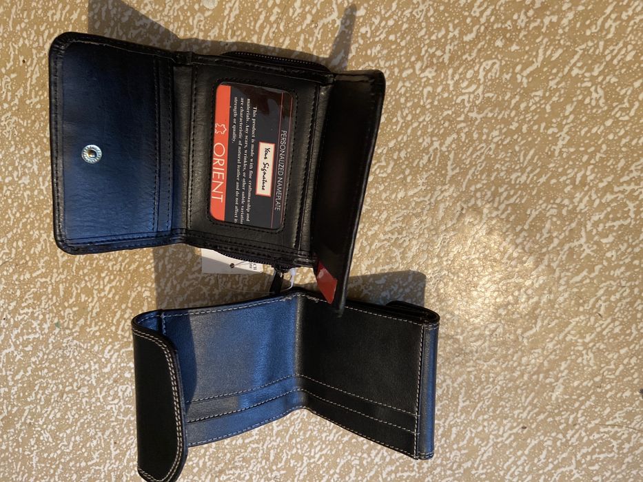 Мужские кошельки
