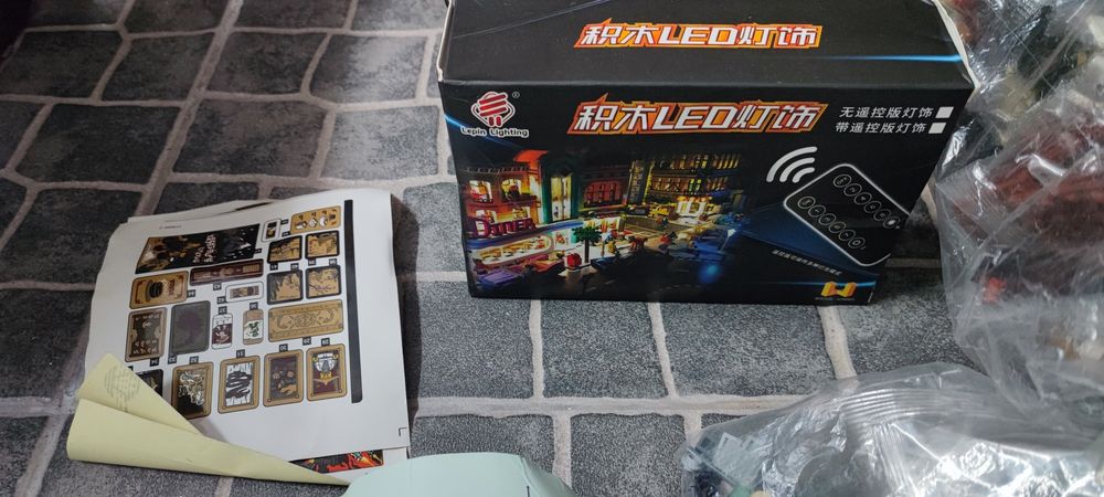 Blocos de construção NINJAGO City Gardens 71741