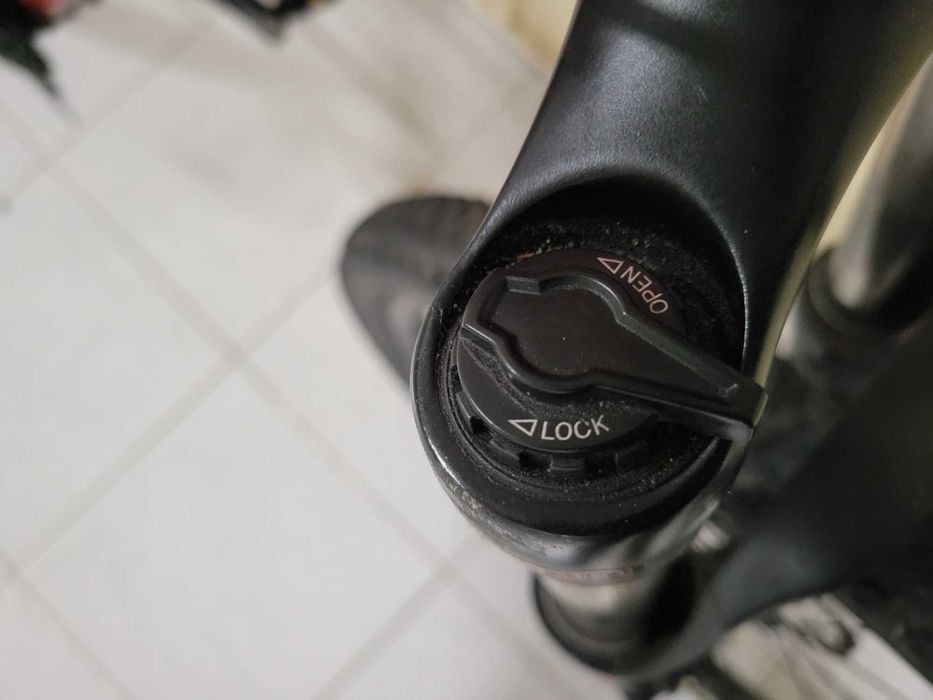 bicicleta BTT Decathlon Btwin Rockrider ST540