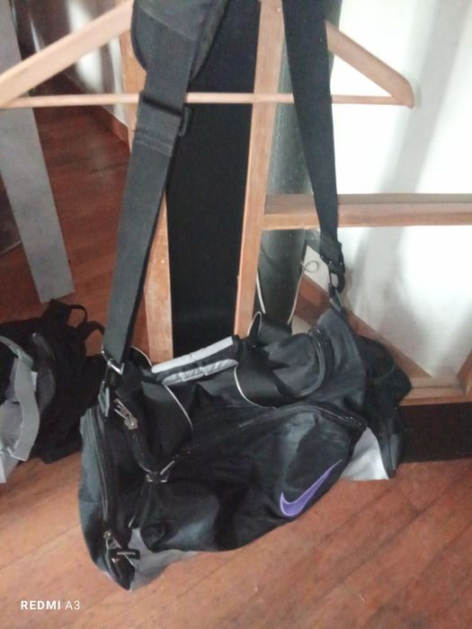 Bolsa Nike em excelente estado