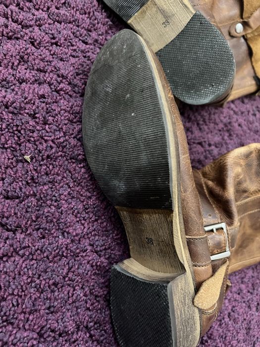 Botas vintage numero 38 em pele , couro maciso, original