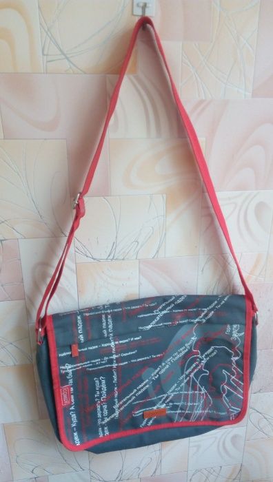 Сумка через плечо школьная Comedy Club